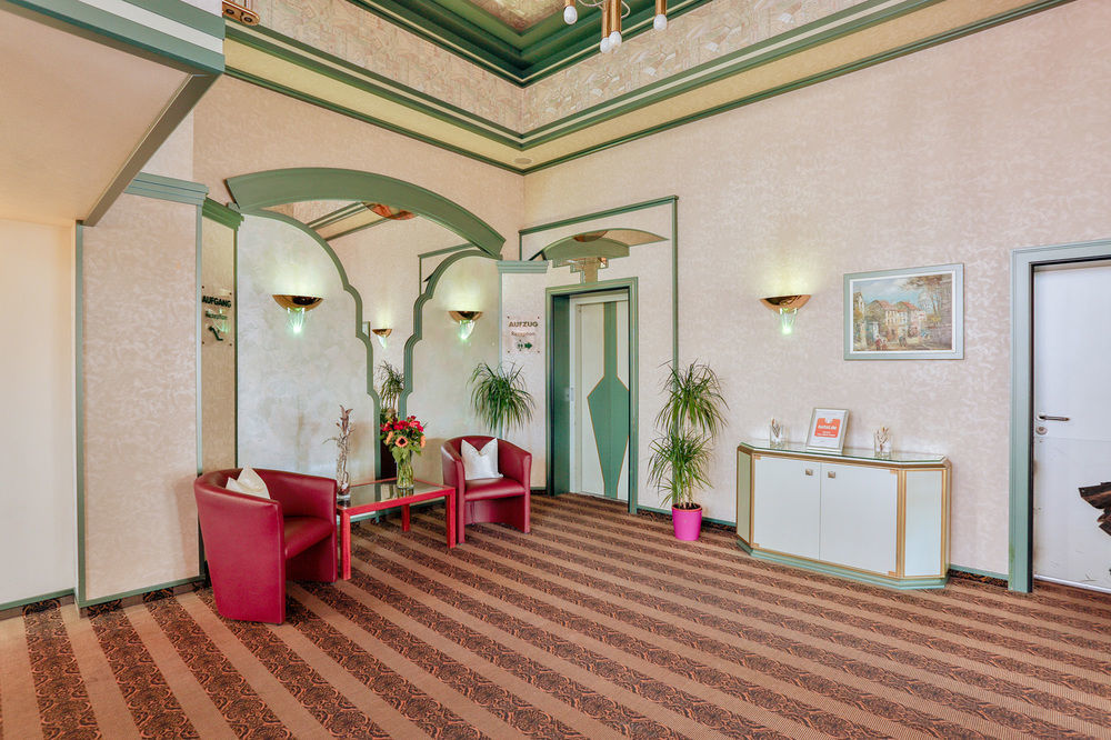 Arotel Best Living Nuernberg エクステリア 写真