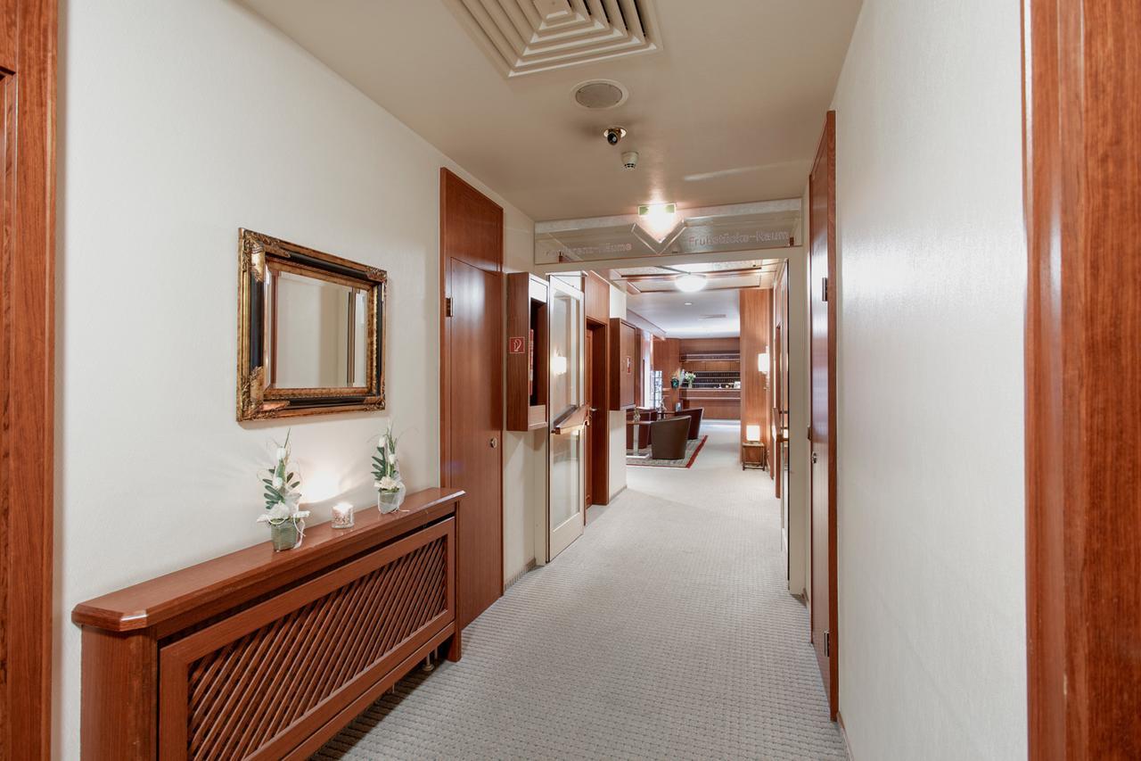 Arotel Best Living Nuernberg エクステリア 写真