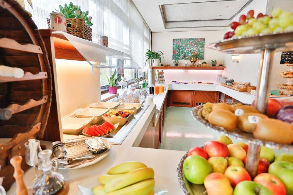 Arotel Best Living Nuernberg エクステリア 写真