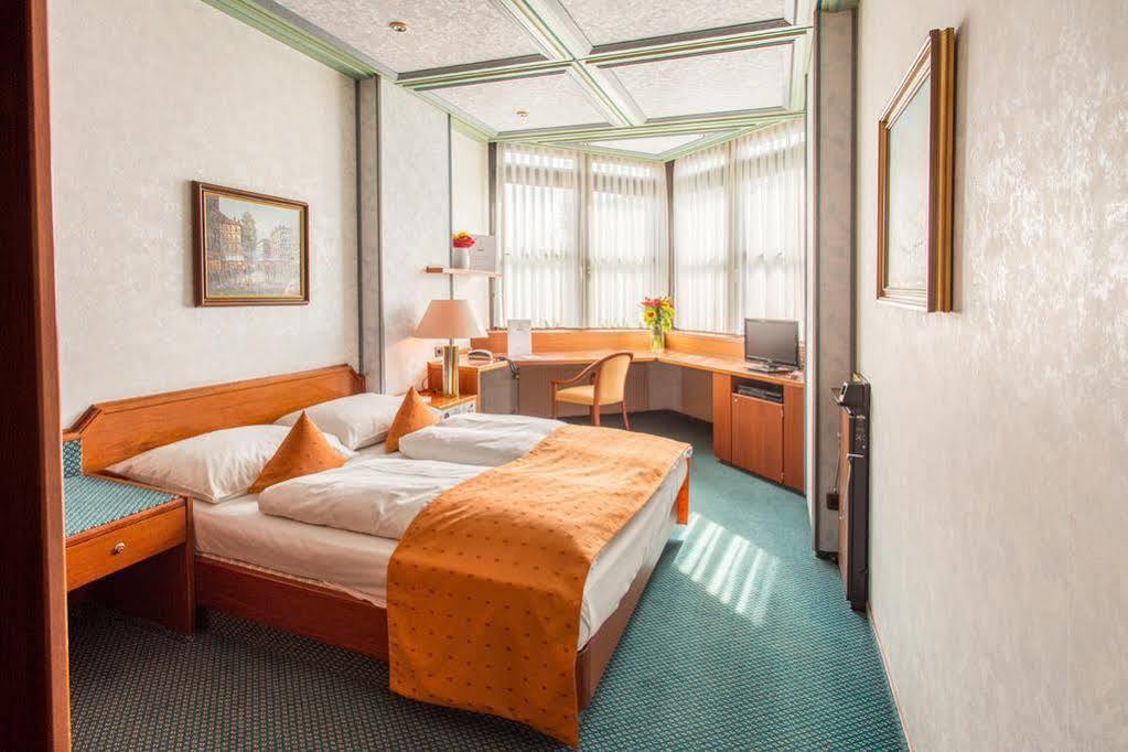 Arotel Best Living Nuernberg エクステリア 写真