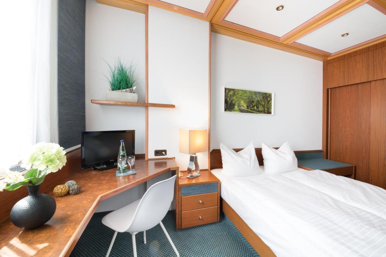 Arotel Best Living Nuernberg エクステリア 写真